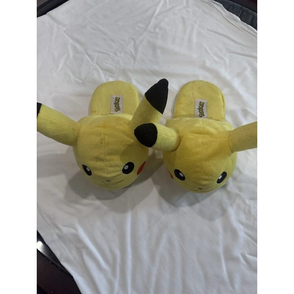 VINTAGE 1999 Pikachu‎ Slippers - Pokemon Collectible Anime Shoes Size 9-10